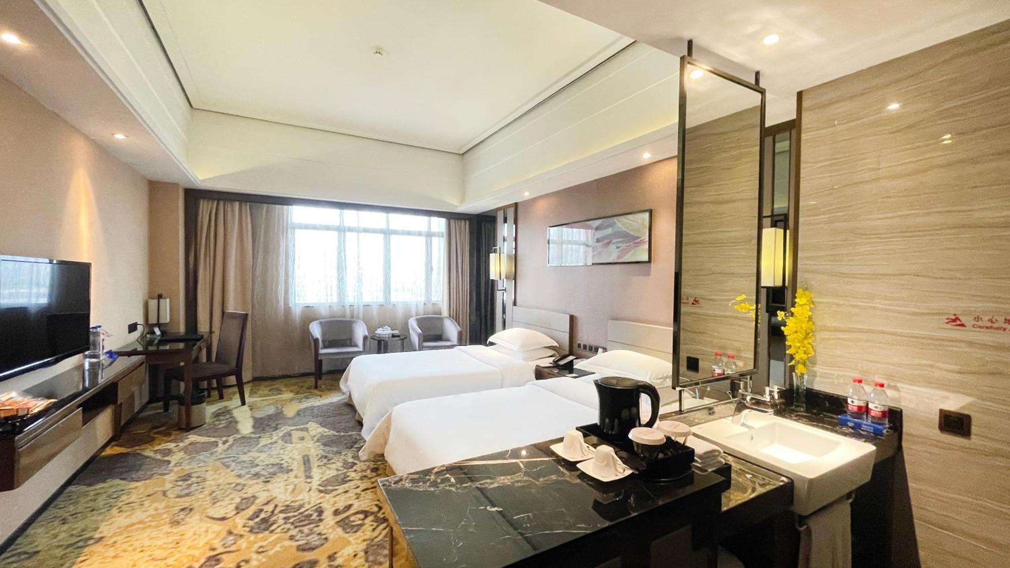 Ramada Foshan Hotel Extérieur photo