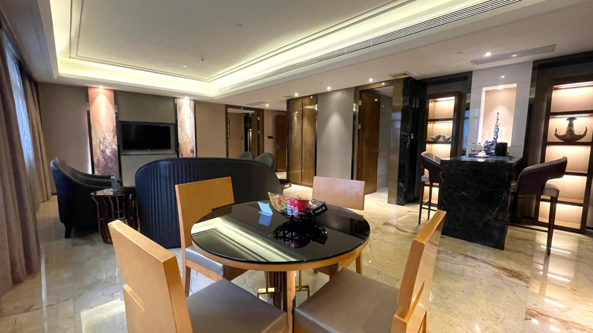 Ramada Foshan Hotel Extérieur photo