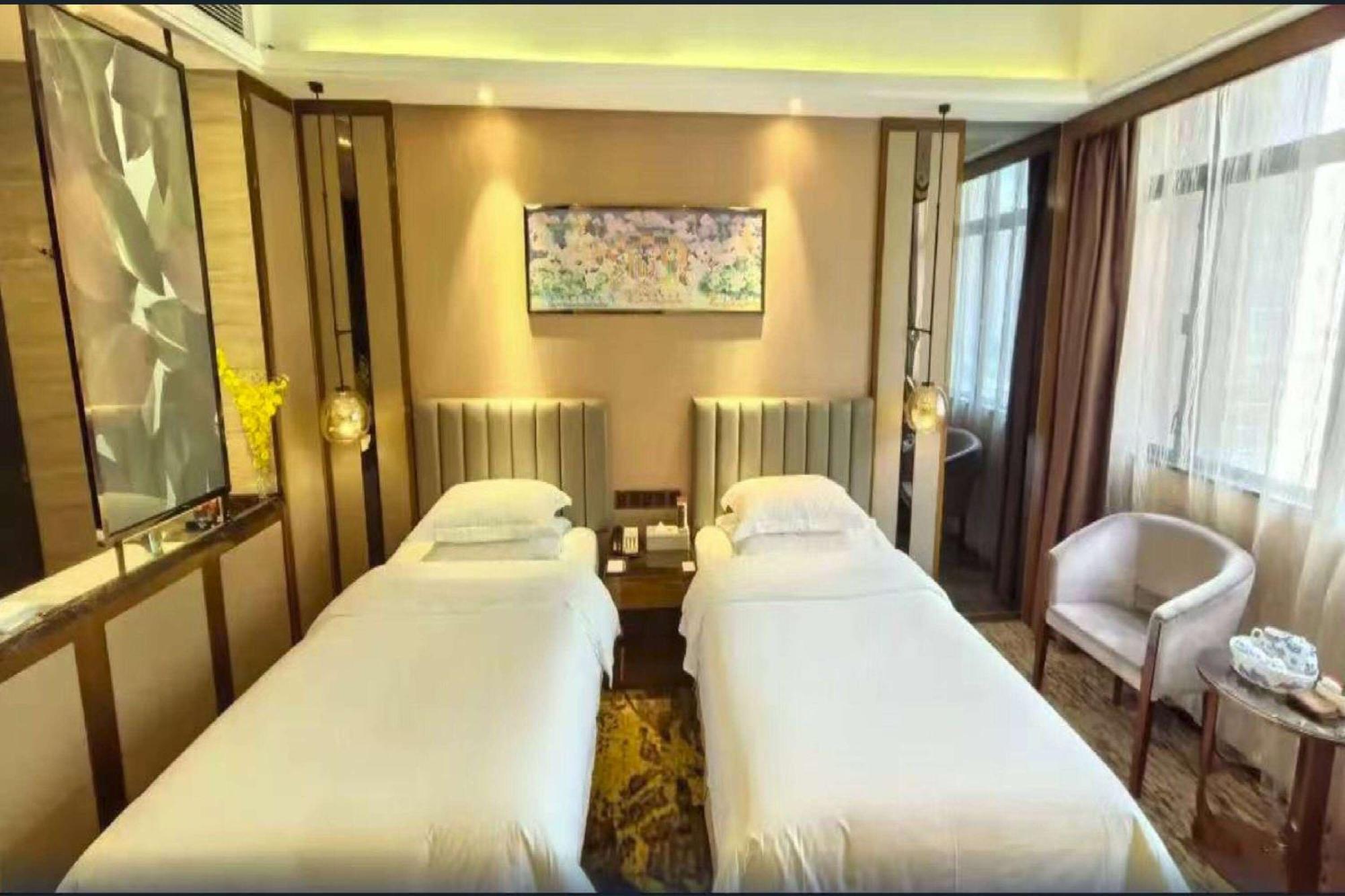 Ramada Foshan Hotel Extérieur photo