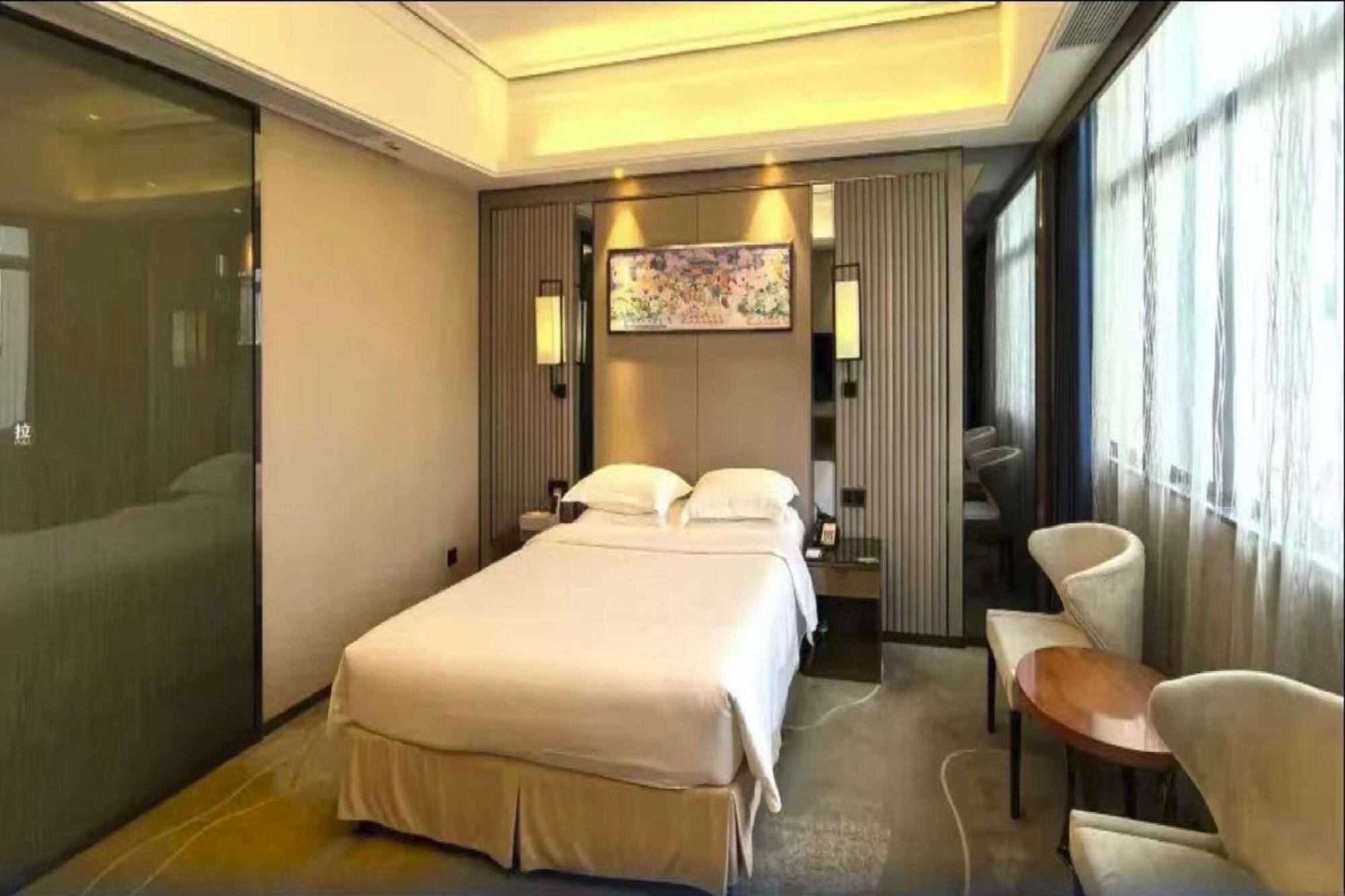 Ramada Foshan Hotel Extérieur photo