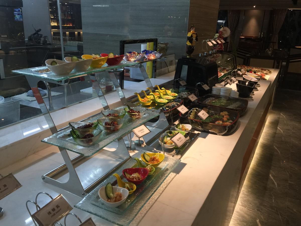 Ramada Foshan Hotel Extérieur photo