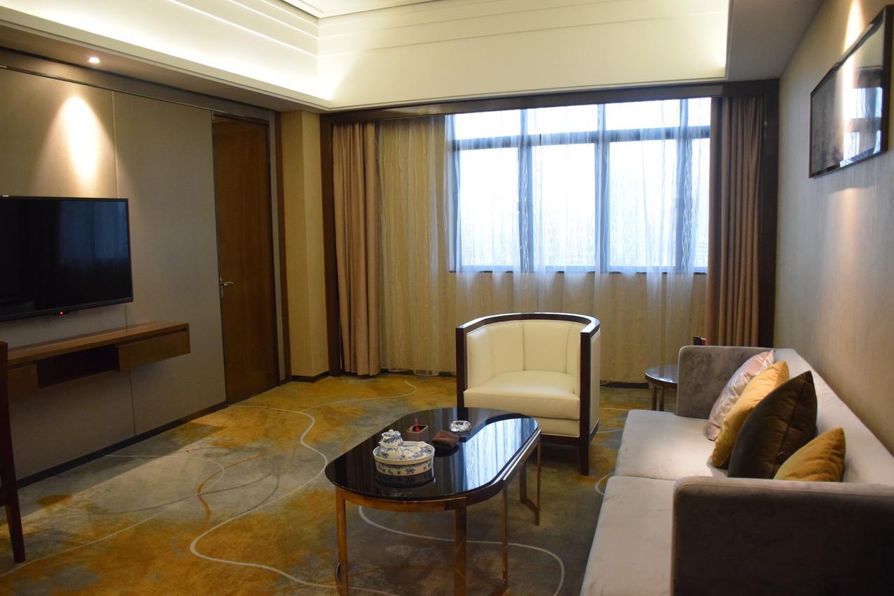 Ramada Foshan Hotel Extérieur photo