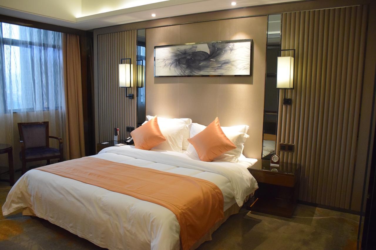 Ramada Foshan Hotel Extérieur photo